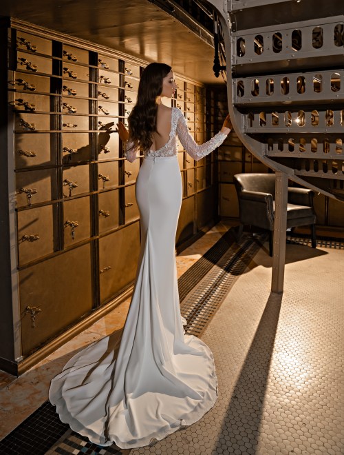 https://elisebride.ro/images/stories/virtuemart/product/31 Melody       (3).jpg